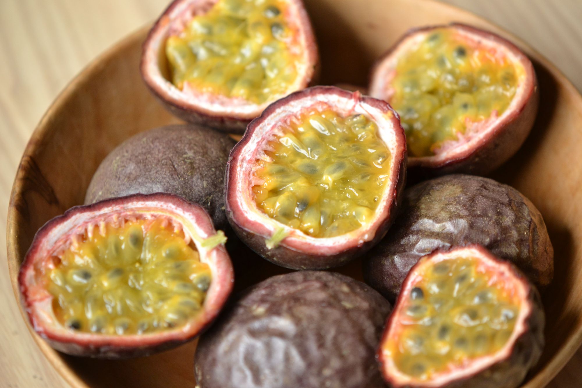 Kvapioji pasiflora (Passiflora edulis)